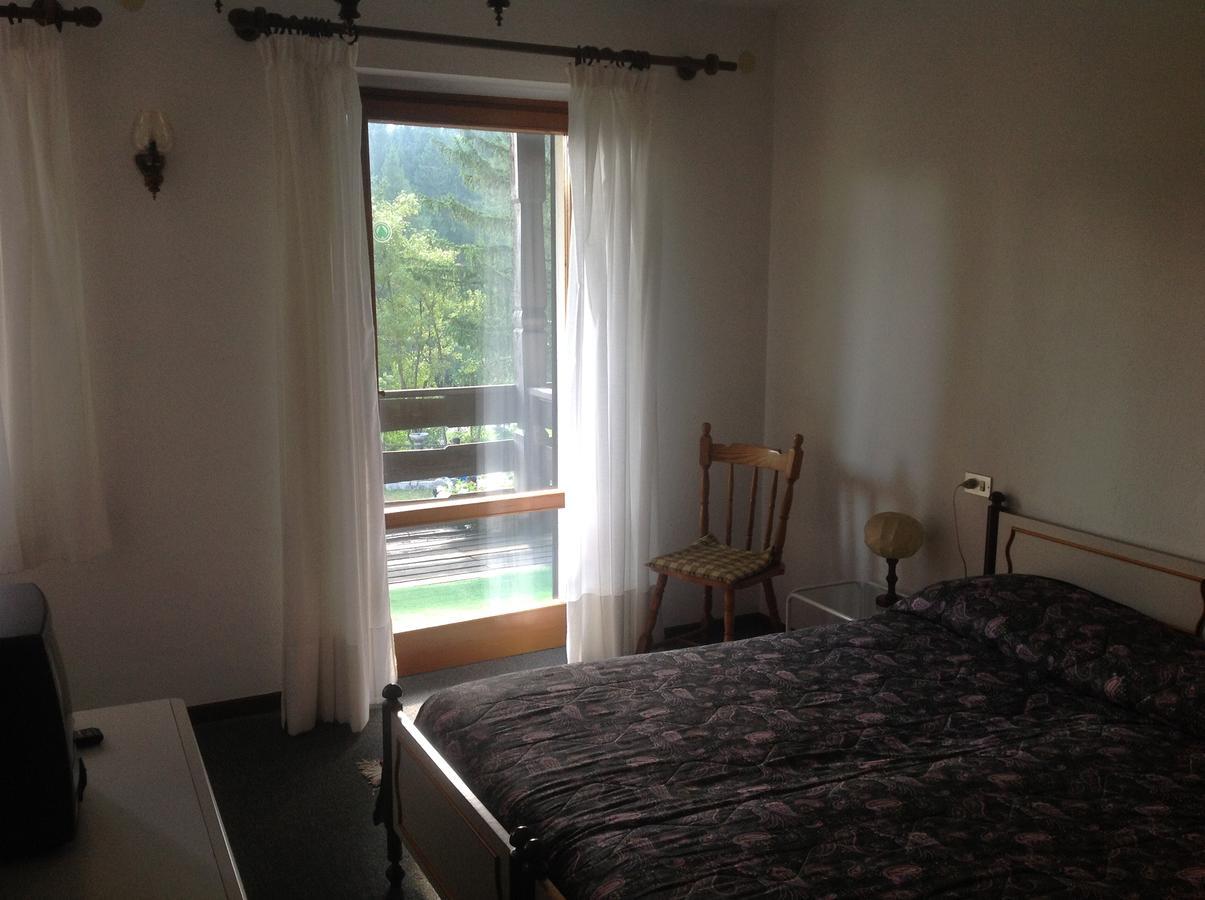 Albergo Club21 拉瓦罗内 外观 照片